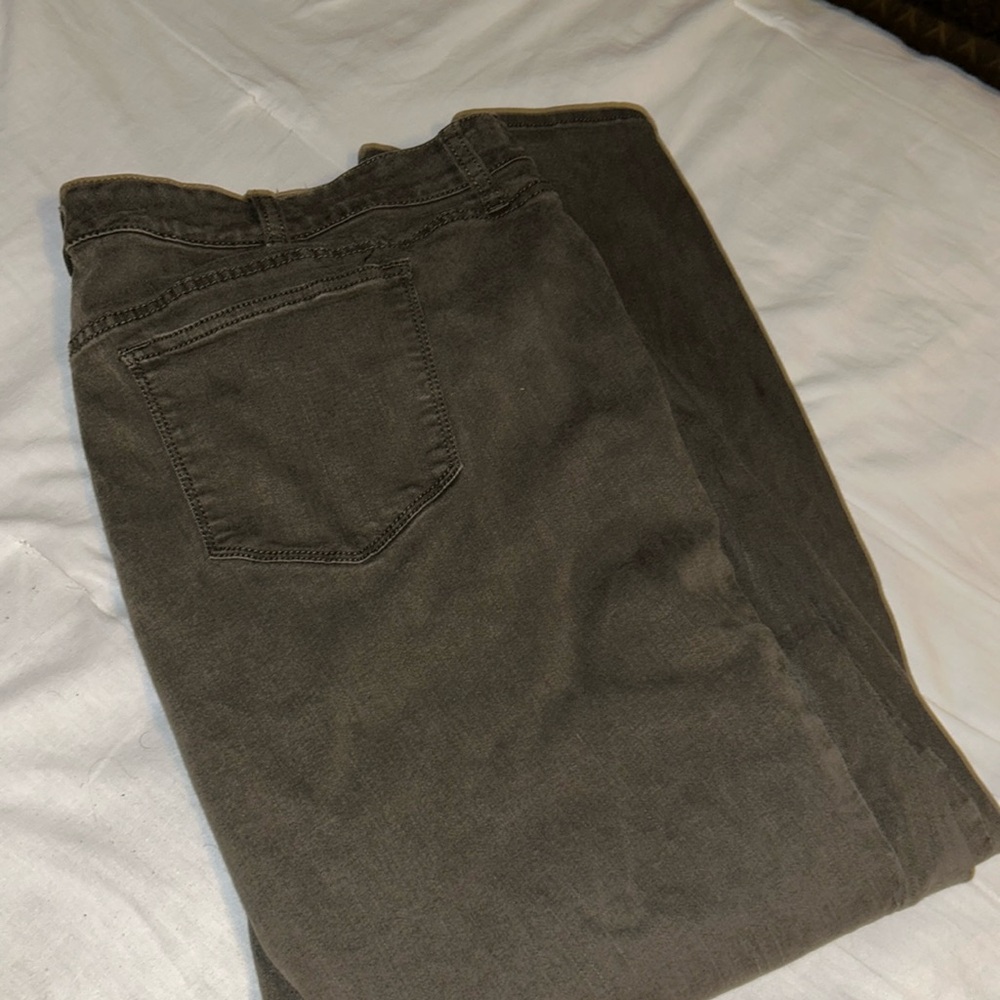 Olive jeans